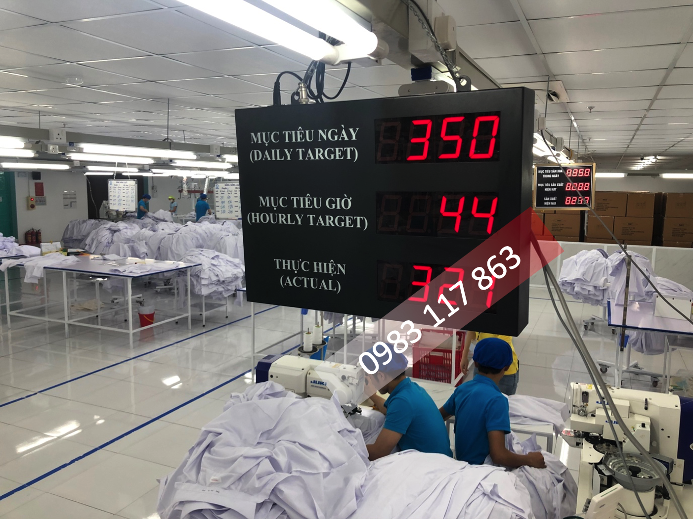 Bang dien tu hien thị truc quan chuyen may - Bao Linh Bang dien tu hien thị truc quan chuyen may - Bao Linh