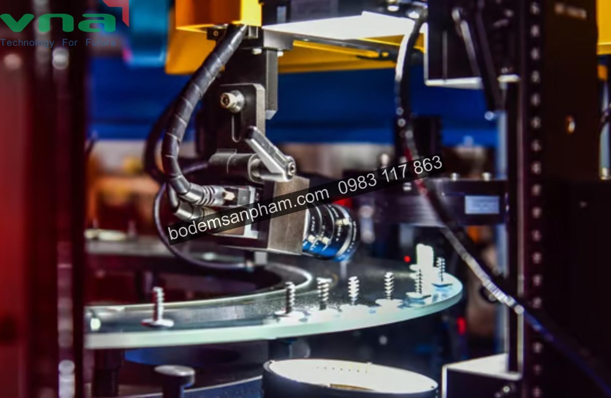Camera AI đếm linh kiện